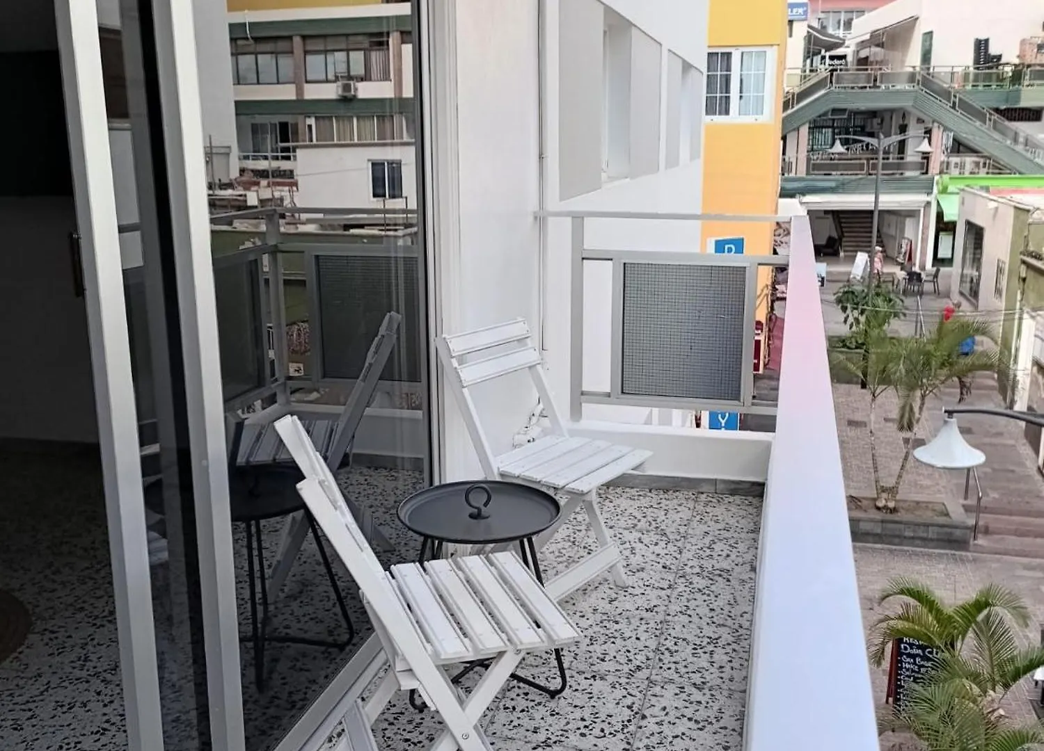 بيت ضيافة Pension Playa لوس كريستيانوس إسبانيا