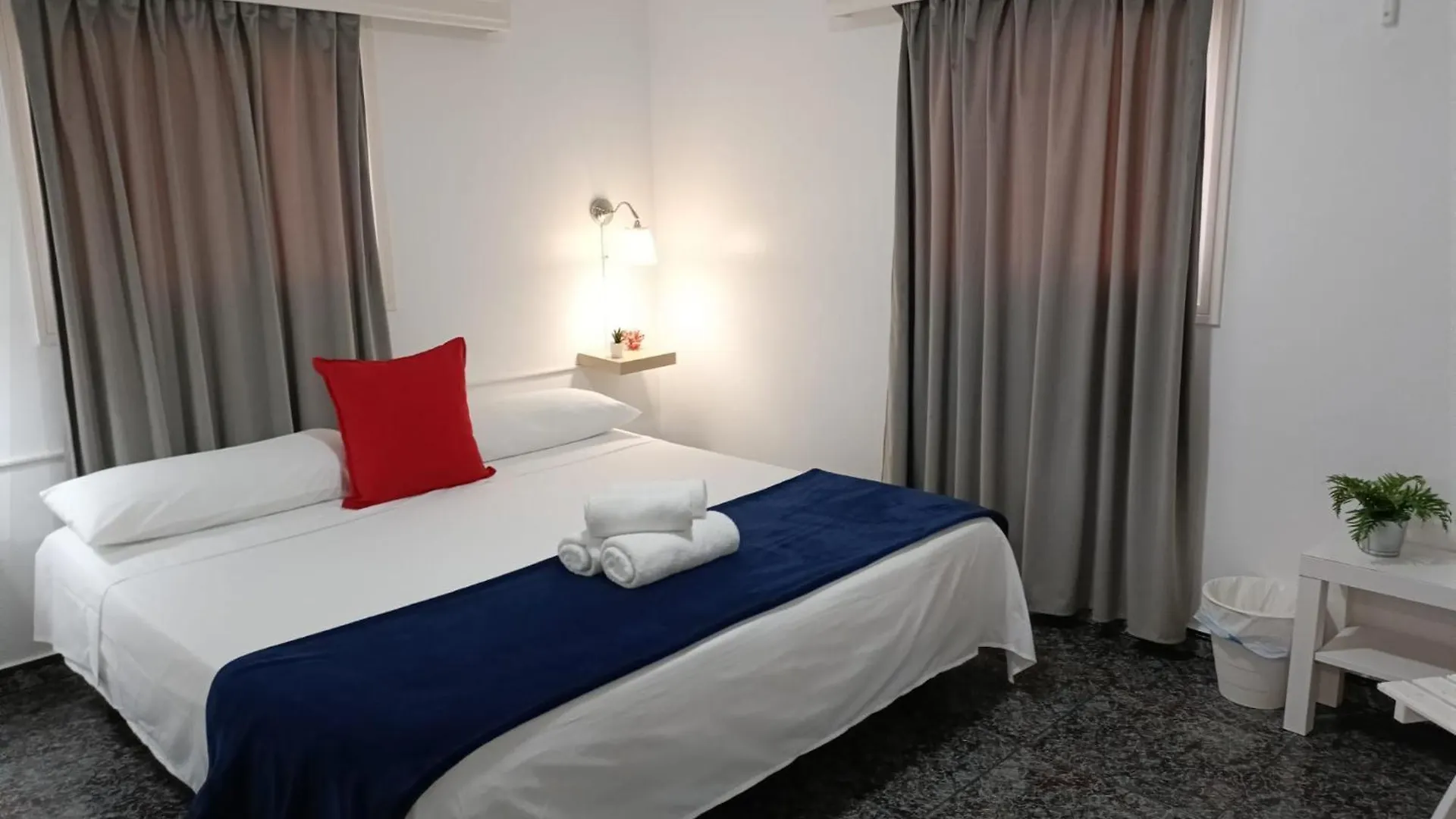 بيت ضيافة Pension Playa لوس كريستيانوس