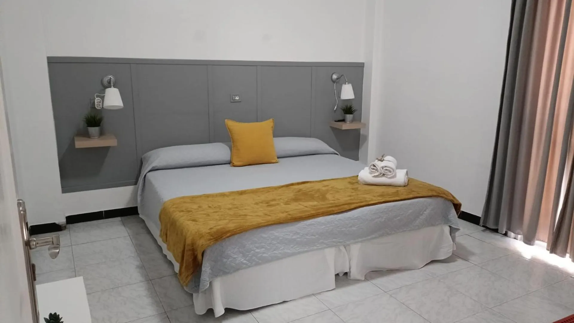 Pension Playa لوس كريستيانوس